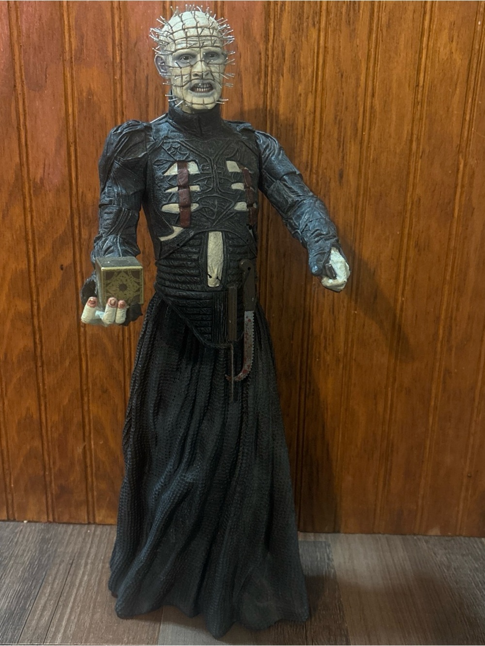 2003 NECA Hellraiser Pinhead Motion Activated Sound 18in Action Figure-WORKS